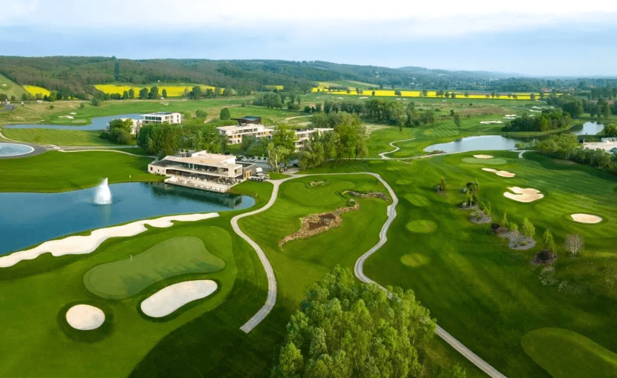 Ungarn: Luxus-Golfurlaub im Zala Springs Health & Golf Resort — 5 Nächte | 3 Championship-Runden | Golf • Wein